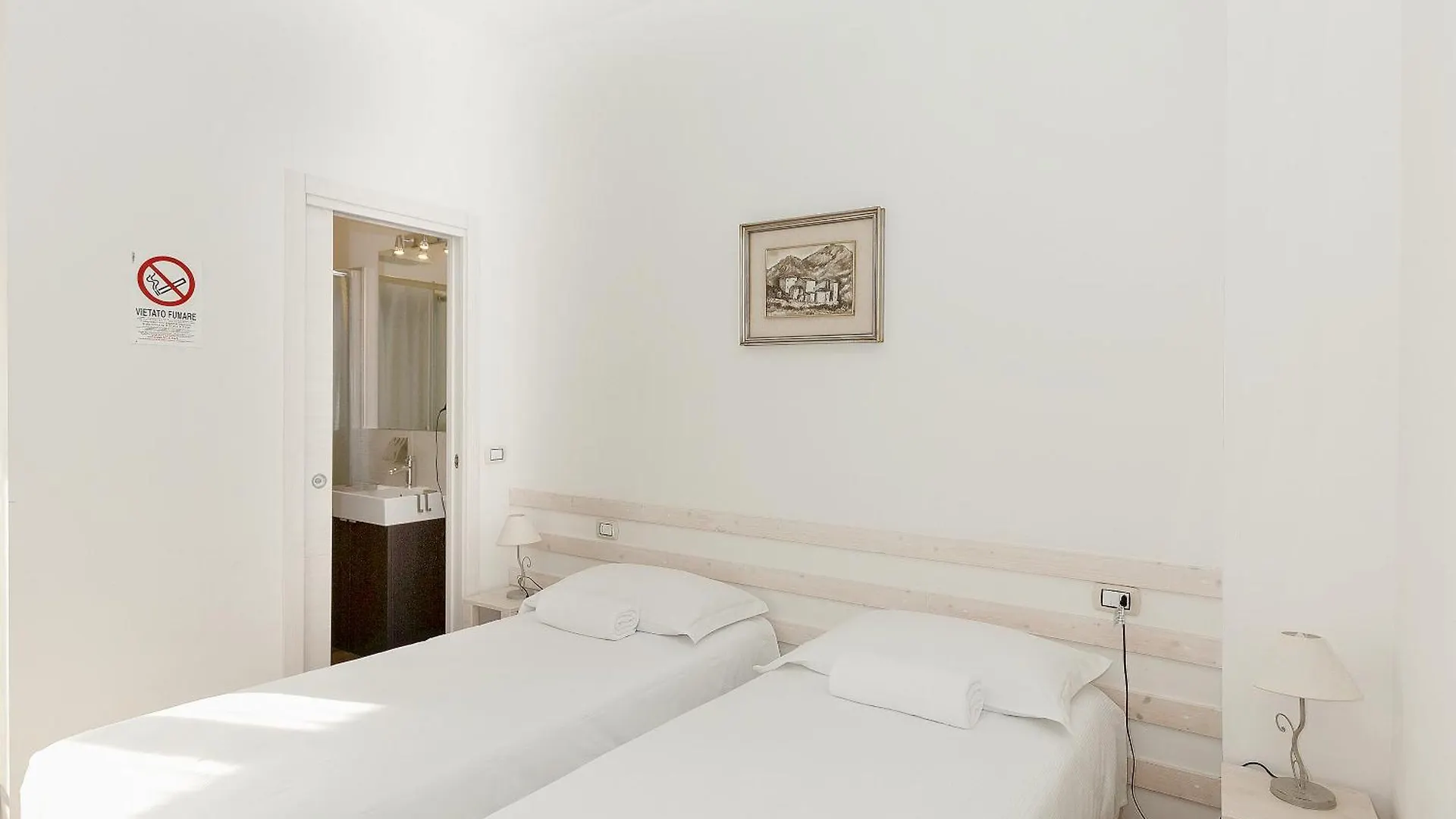 La Camera Bologna-Stazione Affittaly Rooms Appartement Bologne