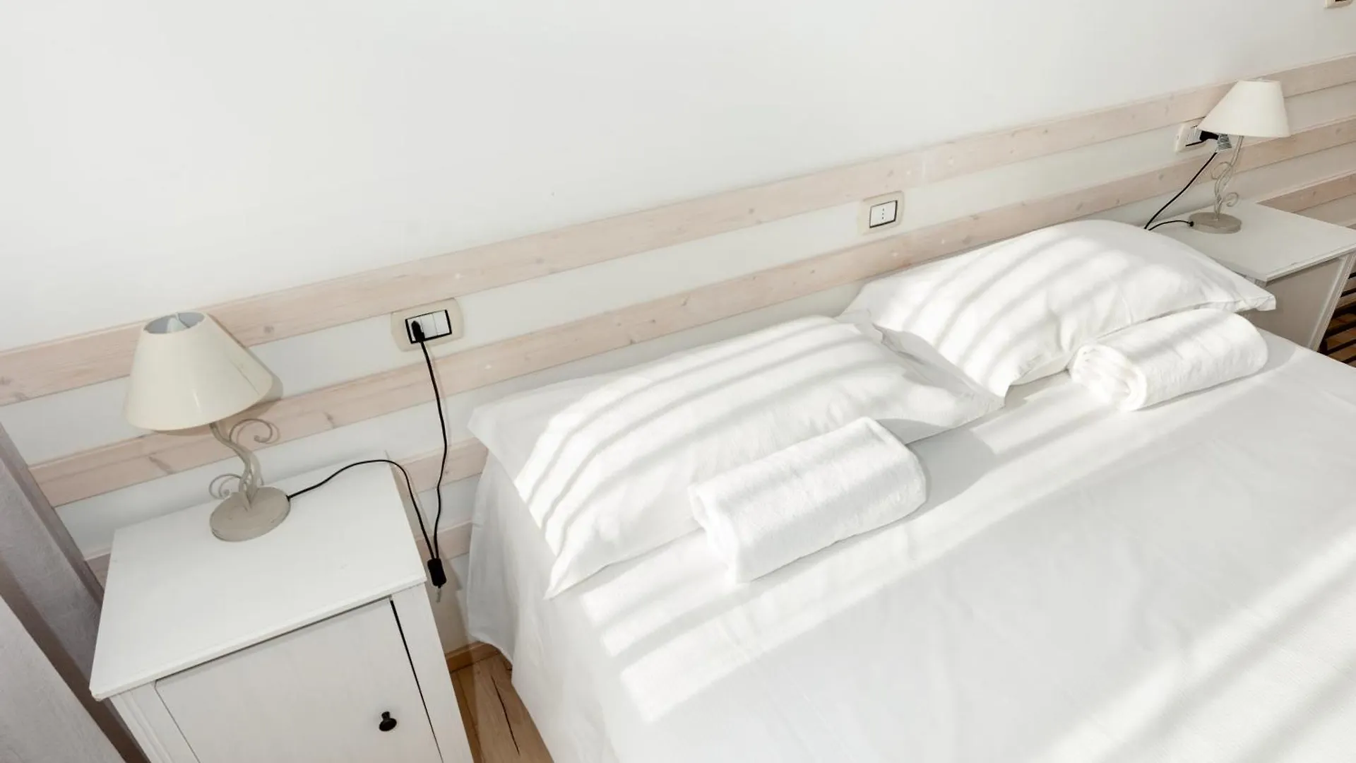 La Camera Bologna-Stazione Affittaly Rooms 0*, Bologne